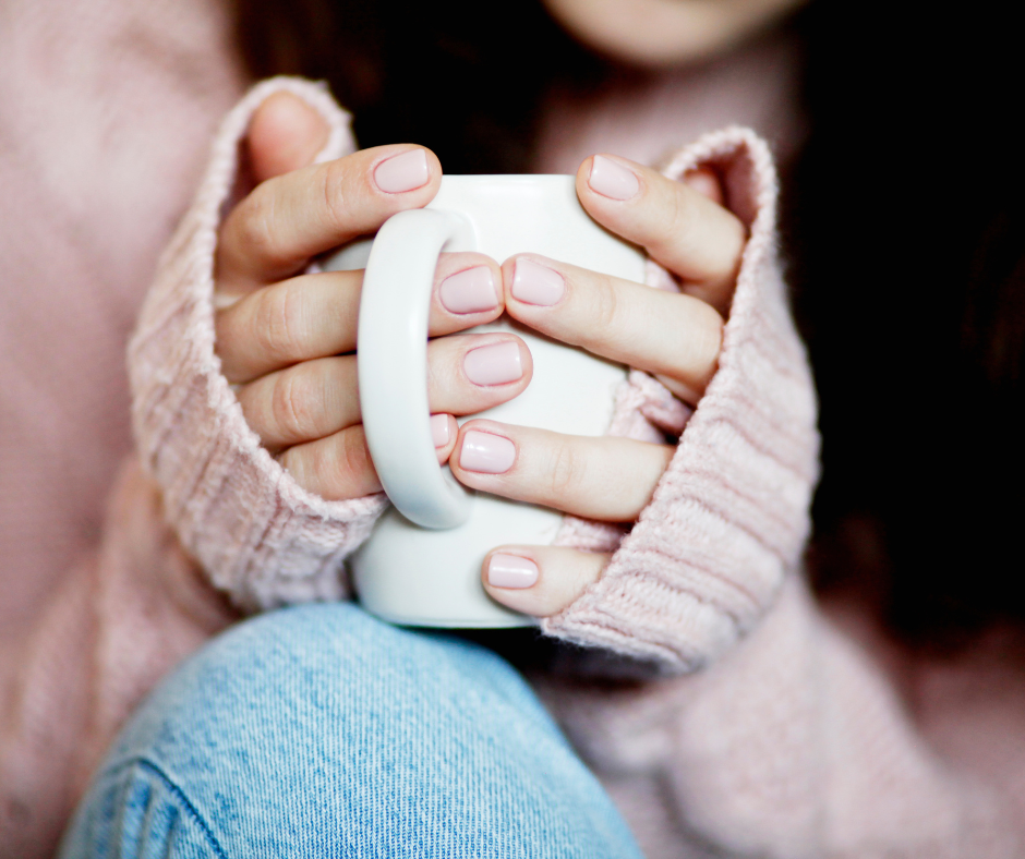 Skuteczne zioła na ból gardła - domowe sposoby, płukanki i napary